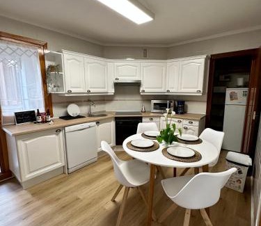 Aviles Apartamento | Villa Yoli, céntrico con plaza de garaje