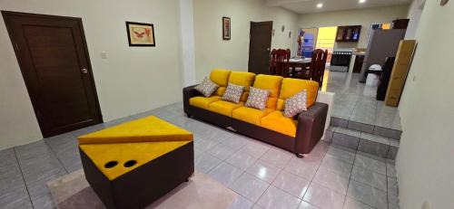 Santa Clara La Laguna Villa | Villa Yoli