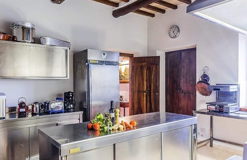 Corbara Villa | Villa Zenobia, fully refundable with voucher*: An elegant two-story villa surrounded by vineyards and olive groves, with Free WI-FI.
