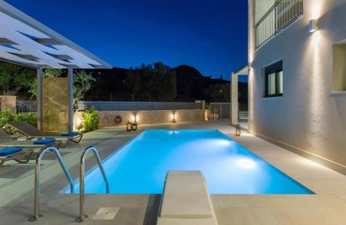 Alikanas Villa | Villa Zografia