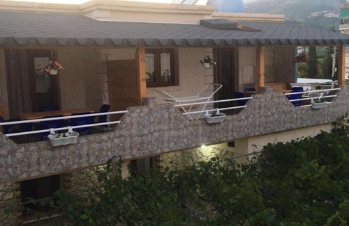 Himare Apartamento | Villa Zoto