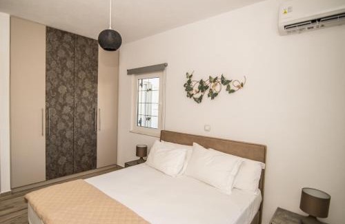Ampelas Villa | Villa Zou