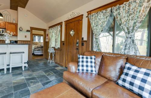 Bryson City Casa | Village 37 Stone Cabin