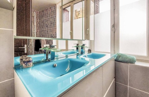 Rozier-Cotes-d'Aurec Casa | Village artist's house