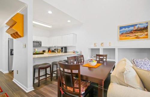 Little River Apartamento | Village at the Glens L-205