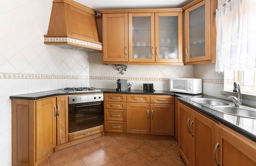 Nazare Apartamento | Village Beach House - 50 mt from Nazare Beach