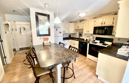 Wells Condominio | Village by the Sea