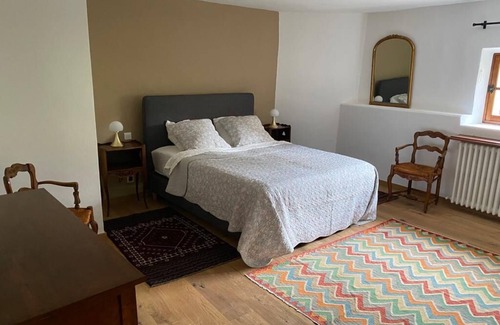 Villedieu Otro | Village Chateau with swimming pool