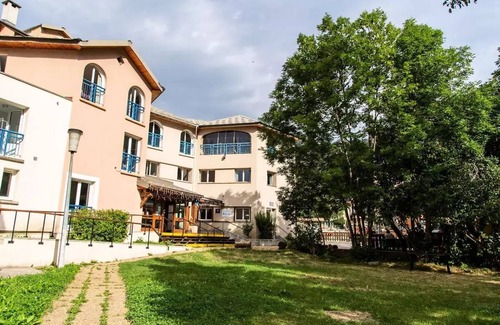 Saint-Etienne-de-Tinee Apartamento | Village Club Le Rabuons ** - Ternélia - Family room for 6 people