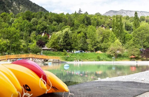 Saint-Etienne-de-Tinee Apartamento | Village Club Le Rabuons ** - Ternélia - Family room for 6 people