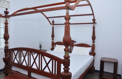 Gonagala Casa | Village Headman's Five Bedrooms Entire Bungalow
