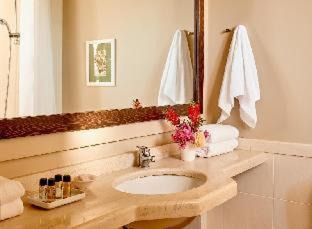 Skotino Hotel | Village Heights Resort