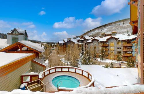 Copper Mountain Hotel | Village Hideaway