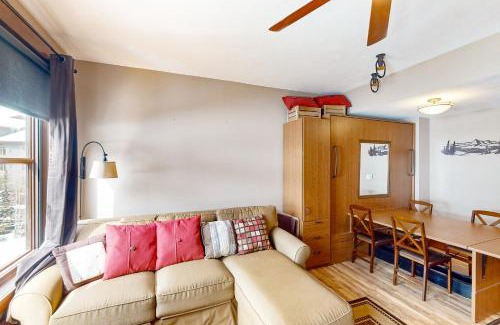 Copper Mountain Hotel | Village Hideaway
