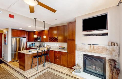 Copper Mountain Hotel | Village Hideaway