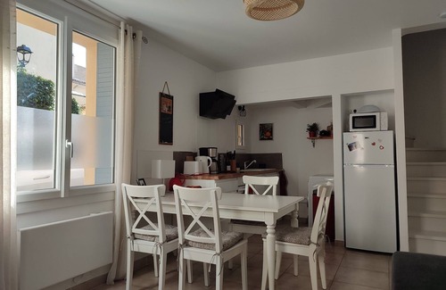 Beaumes-de-Venise Casa | Village house with a great roof terrace