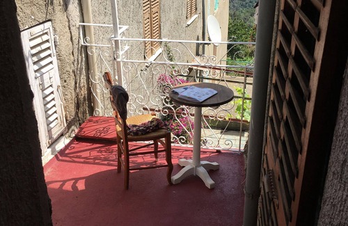 Sorio Casa | Casa de pueblo en el corazón de Sorio