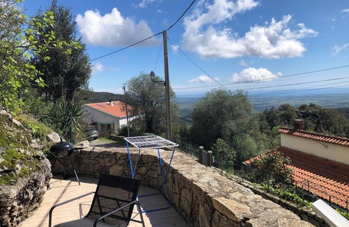 Poggio-di-Nazza Apartamento | Village house with sea and mountain views, pets welcome!