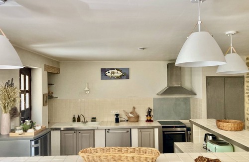 Suze-la-Rousse Chalet De Esquí | Casa de pueblo piscina privada jardín cerrado,