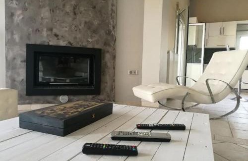 Messaia Apartamento | Village house with great view