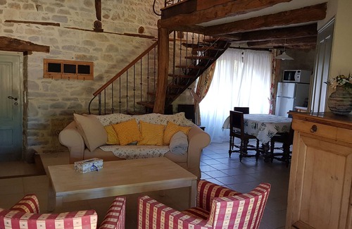 Condat Casa | Village house with private pool gite-loubaribas