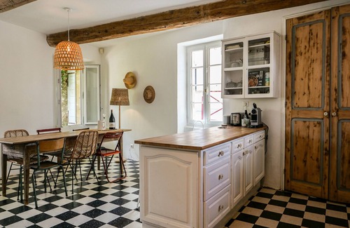 Rochegude Chalet De Esquí | Village house with swimming pool and pétanque court – Rochegude, Drôme Provençale