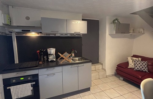 Espaly-Saint-Marcel Casa | 🏡 Village house with terrace, near Le Puy-en-Velay