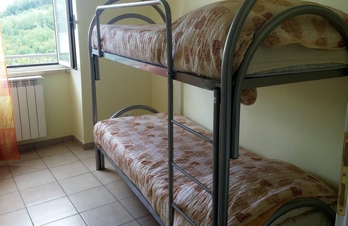 Castel di Tora Apartamento | Pueblo en la casa de vacaciones del lago