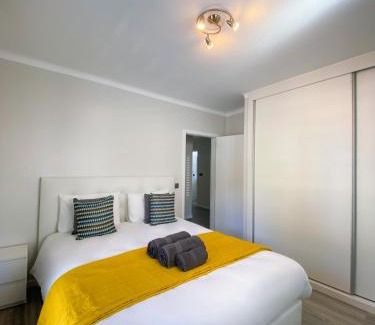 Machico Apartamento | Village Square Coastal Apartment 2F