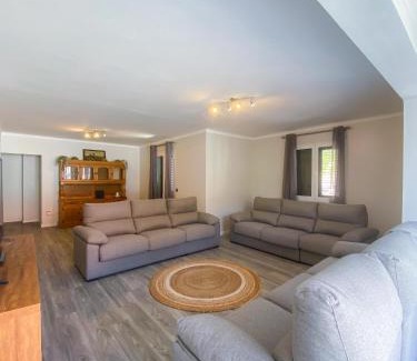 Machico Apartamento | Village Square Coastal Apartment 2F