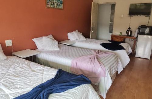 Amahlathi Casa | Village Stay Ngcamngeni