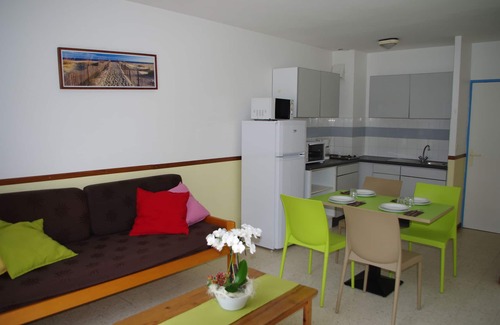 Meze Alquiler De RV | Village Thalassa - Gîte en rez-de-jardin