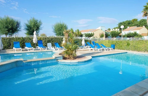Meze Alquiler De RV | Village Thalassa - Gîte en rez-de-jardin