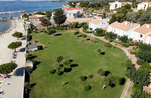 Meze Alquiler De RV | Village Thalassa - Gîte en rez-de-jardin