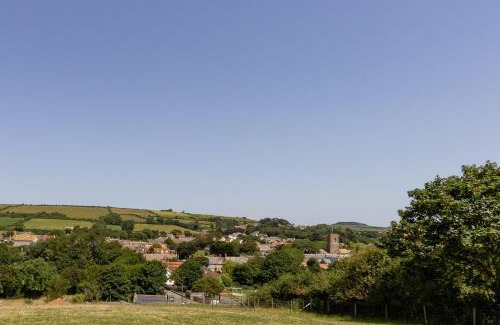 Bridport Casa | Village View