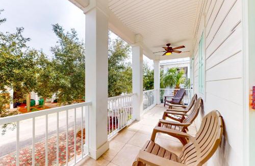 Villages of Crystal Beach Casa | Villages of Crystal Beach: Vitamin Sea