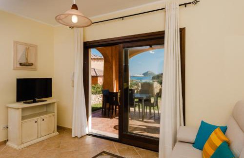 Baia Caddinas Apartamento | Villaggio Perlacea - Your House in Sardinia