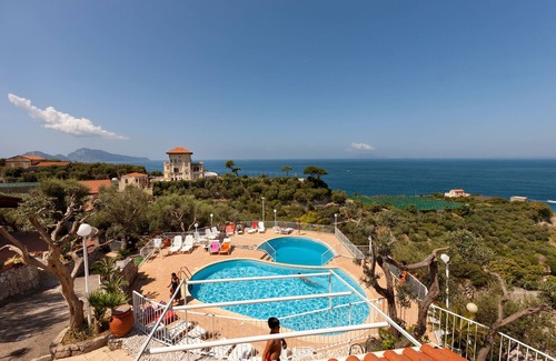 Marina di Puolo Casa | Villaggio Villa Lubrense