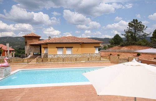 Villalba de la Sierra Chalet De Esquí | Villalbeja Casa Rural en Cuenca
