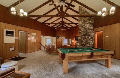 North Wawona Casa | Villarreal Retreat
