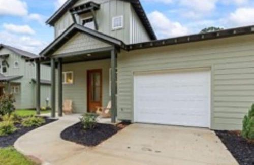 Jacksons' Gap Casa | Villas at Bay Ridge Unit 1