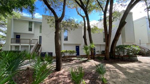 Jekyll Island Apartamento | Villas by The Sea Two Bedroom Apartment