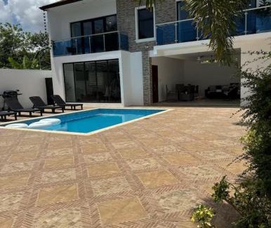 El Batey Villa | villas el guano