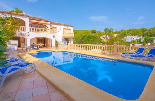 Urbanitzacio la Fustera Villa | Villas Guzman - Sonrisas