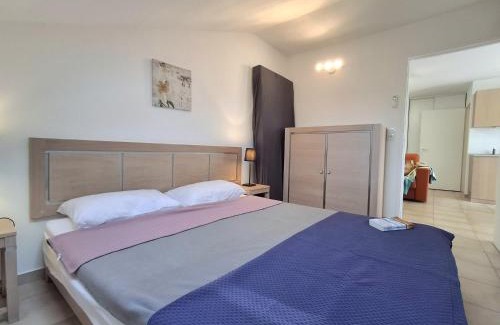 Santa-Maria-Poggio Apartamento | Villas MELODY - Appartement climatisé 4/6 pers