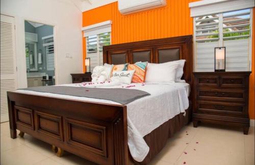 St. Ann's Bay Villa | Villas the Palms Richmond