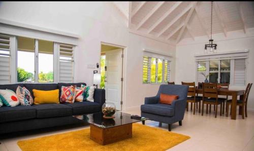 St. Ann's Bay Villa | Villas the Palms Richmond