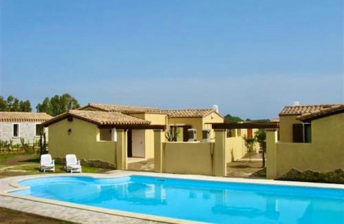 Costa Rei Apartamento | Villas with shared pool in Costa Rei just 500 meters from the sea