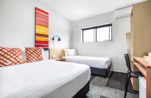 Villawood Hotel | Villawood Hotel