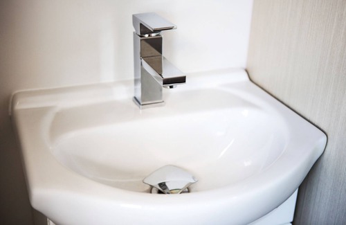 Villawood Hotel | Villawood Hotel